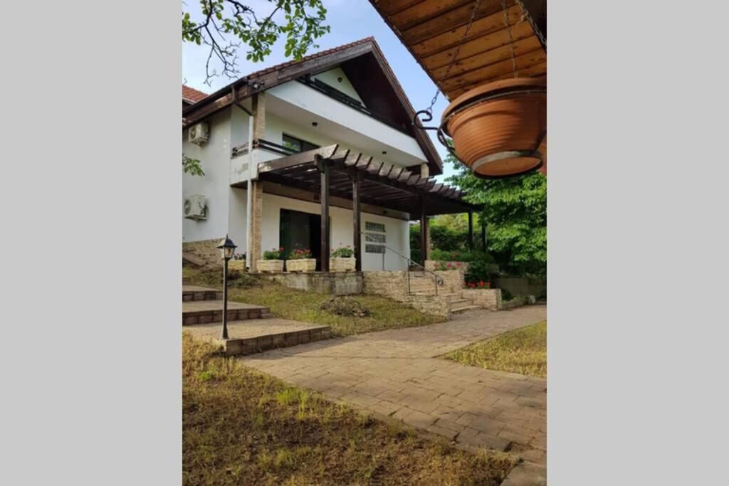 Виллы By the lake Villa Snagov Снагов-38